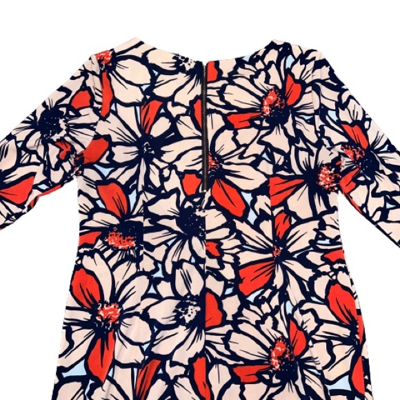 A Pea in the Pod Maternity Dress - Picture 2 of 3